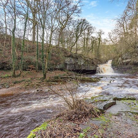 Cauldron Falls West Burton Esterno foto